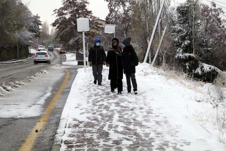 Meteorolojinin kar uyarısı sonrası iller beyaza büründü! G5