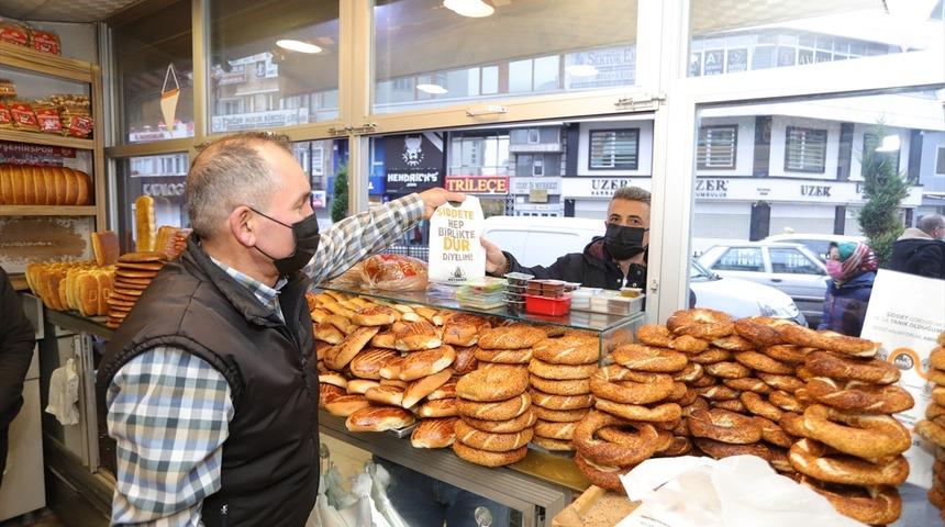 Nevşehir'de ekmekler "Şiddete hep birlikte dur diyelim" yazılı ambalajla satışa sunuldu