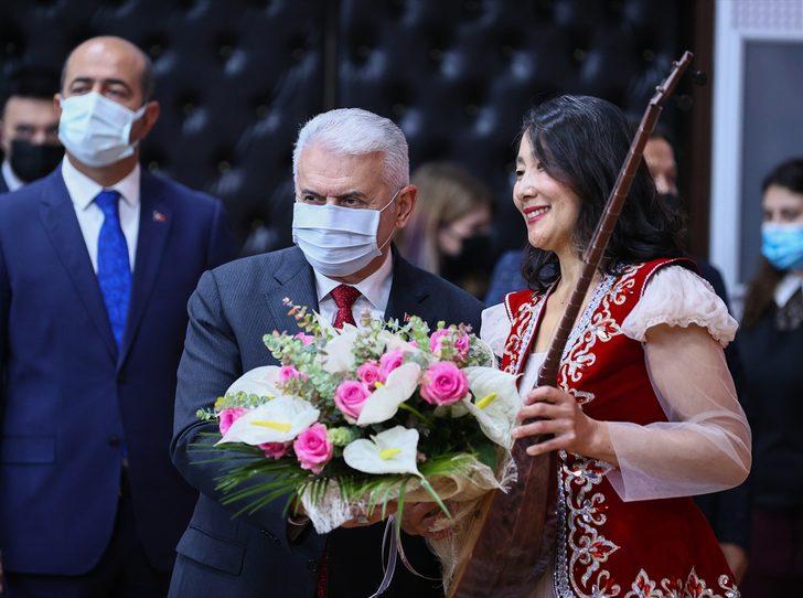 İzmir'de Türkoloji Araştırmaları Enstitüsü açıldı G5