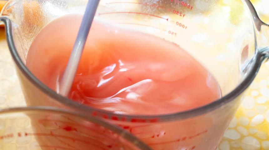 Cildinizi kimyasallarla zehirlemeyin! Evde kolayca hazırlayabileceğiniz pratik sıvı sabun tarifi