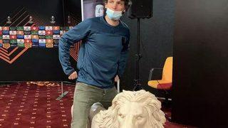 Marsilya maçı öncesi şok hareket! Fransız gazeteciye tepki yağdı