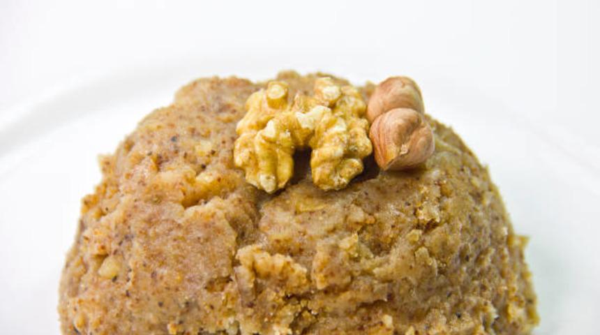 Şekersiz tatlı tarifi arayanların yemelere doymayacağı bir lezzet: Çorum'un karaçuval helvası