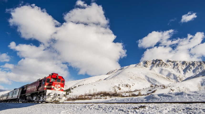 Doğu Ekspresi’ne yabancı turistler yoğun ilgi gösterdi! 25 saatlik yolculuk mest etti