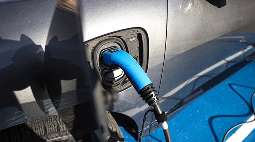 EPDK Başkanı Yılmaz açıkladı! İşte 2023'te kurulması öngörülen şarj istasyonu sayısı