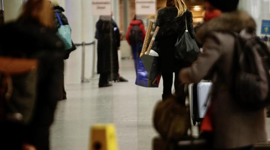 Yeni varyant endişe yarattı! İngiltere 6 ülkeye seyahat kısıtlaması getirecek