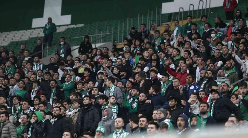 Bursaspor’a hem para hem bloke cezası