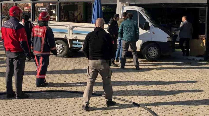 Sakarya’da korkulu anlar! Kendisini tiner dolu araca kilitleyip yakmak istedi