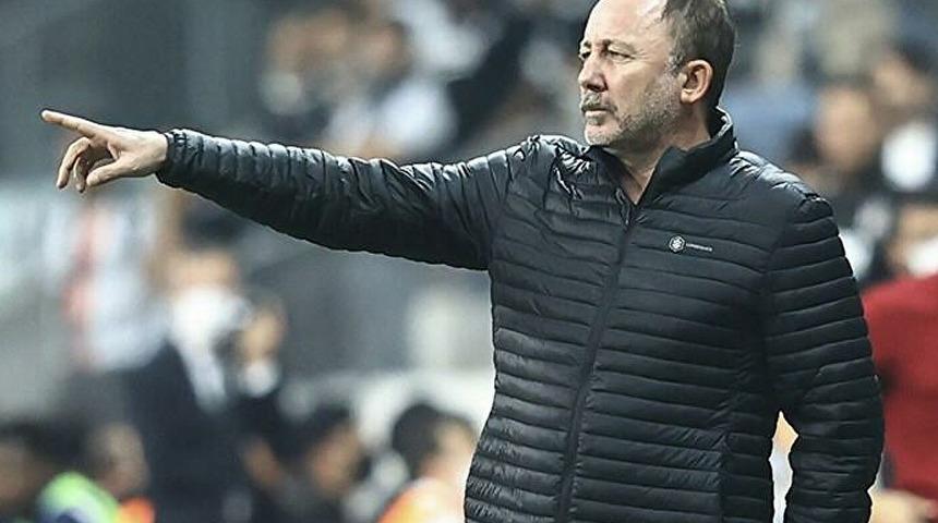 Beşiktaş'ta Oğuzhan Özyakup kadro dışı kalıyor!