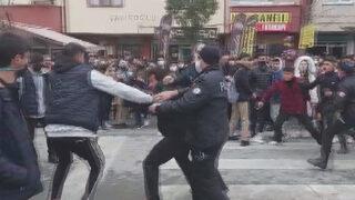 Konya'da lisede kavga! Ortalık savaş alanına döndü