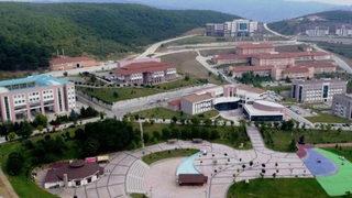 Görevden uzaklaştırıldı! Üniversitenin personel daire başkanı hemşireyi darbetti iddiası