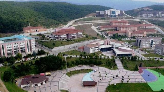 Görevden uzaklaştırıldı! Üniversitenin personel daire başkanı hemşireyi darbetti iddiası