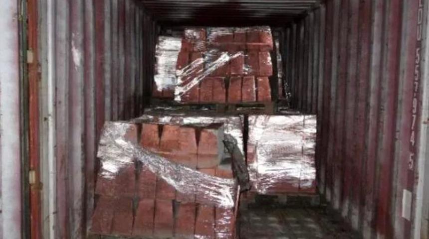 Bakır yerine kaldırım taşı! 36 milyon dolarlık akılalmaz dolandırıcılıkta şebeke ilk kez hakim karşısında