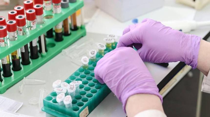 SMA hastalığı nedir, belirtileri neler? SMA taraması nedir ve hastalık kimler görülür?