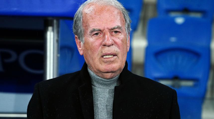 Mustafa Denizli: Galatasaray harika işler yapıyor