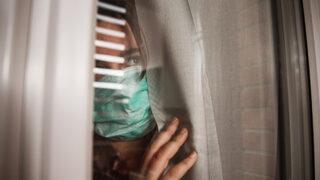 Güney Afrika 'Omikron' varyantı nedeniyle getirilen seyahat yasaklarına tepkili