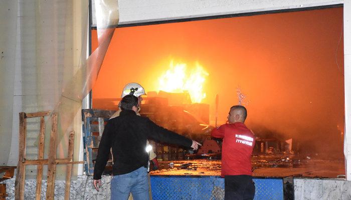 Kırıkkale'de korkutan yangın! Soğuk hava deposu alev aldı