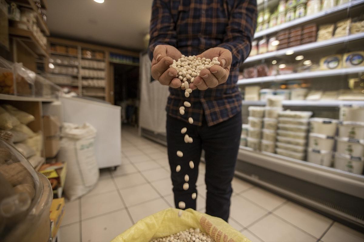 Erzurum'un tescilli İspir ve Hınıs fasulyeleri t&uuml;keticiden yoğun talep g&ouml;r&uuml;yor