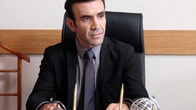 Yargı dizisinin Savcı Pars’ı Mehmet Yılmaz Ak, kendisinden 14 yaş küçük sevgilisiyle görüntülendi