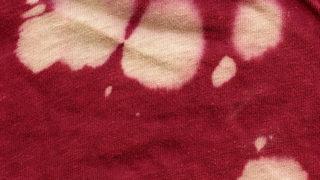 Çamaşır suyu lekeleri kâbusunuz olmaktan çıkacak! İşte lekeleri çıkarmanıza yarayarak taktikler