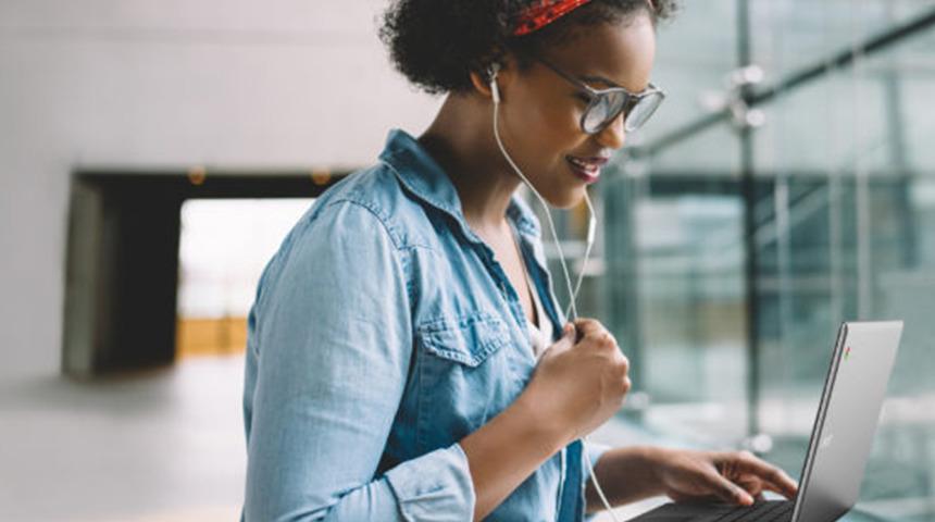 Chromebook ekranınızı diğer insanlardan koruyacak  
