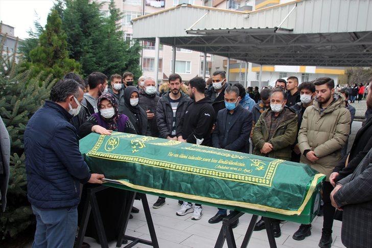 Bursa'daki kazada ölen Genç İHH gönüllüsü Göktaş Zonguldak'ta defnedildi