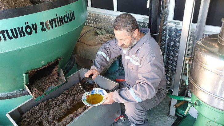 Kamyonuna geleneksel taş baskı sistemi kuran muhtar il il gezerek zeytinyağını tanıtacak G5