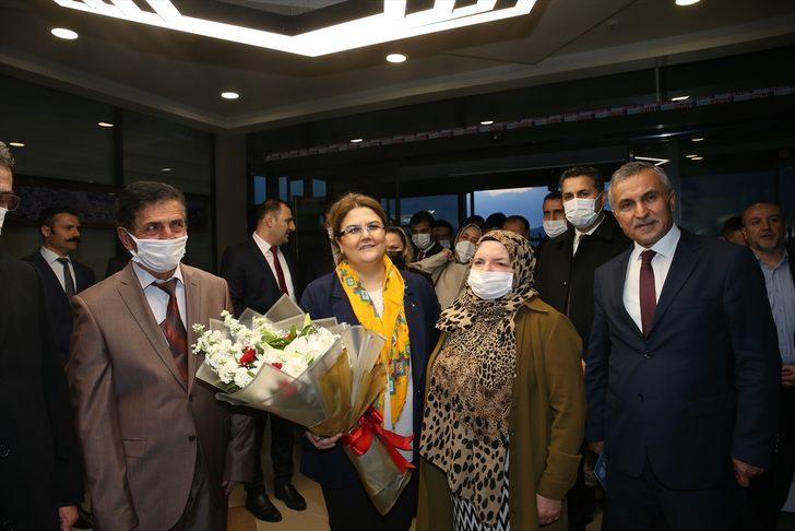 Aile ve Sosyal Hizmetler Bakanı Yanık, Tokat'ta ziyaretlerde bulundu G2