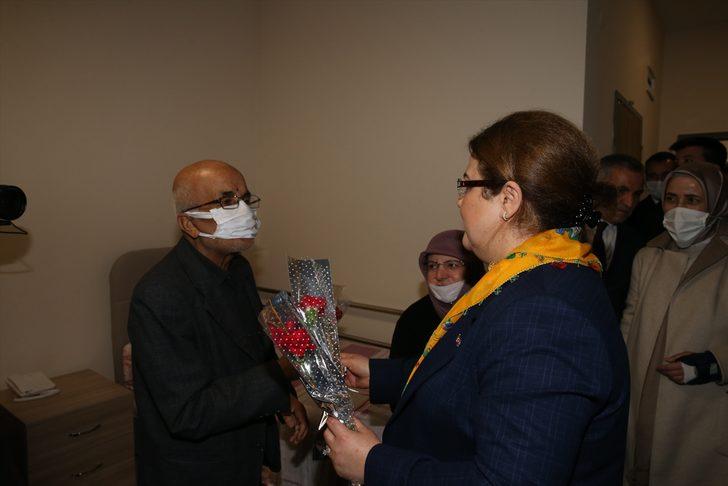 Aile ve Sosyal Hizmetler Bakanı Yanık, Tokat'ta ziyaretlerde bulundu G5