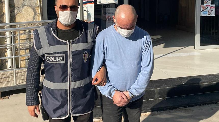 77 yıl 11 ay hapis cezasıyla aranan firari Didim'de yakalandı