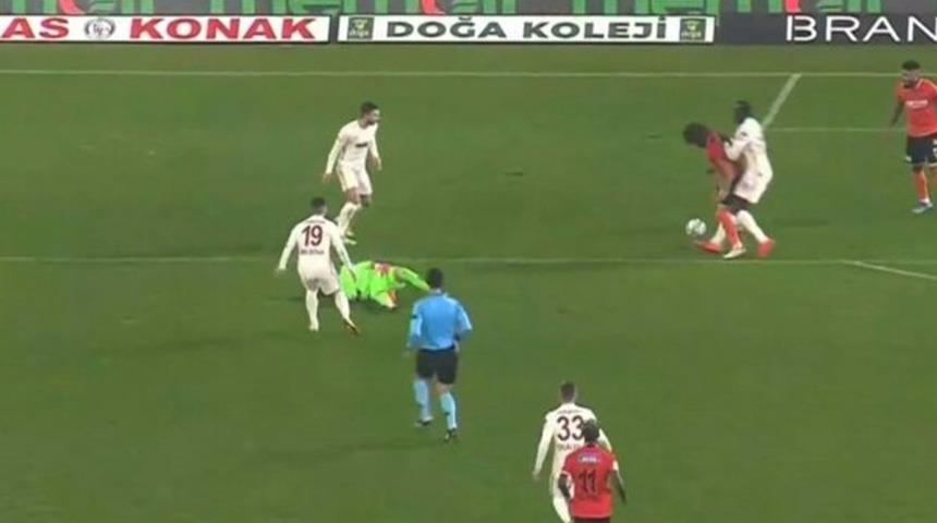 Galatasaray'dan hem penaltı hem gol tepkisi!