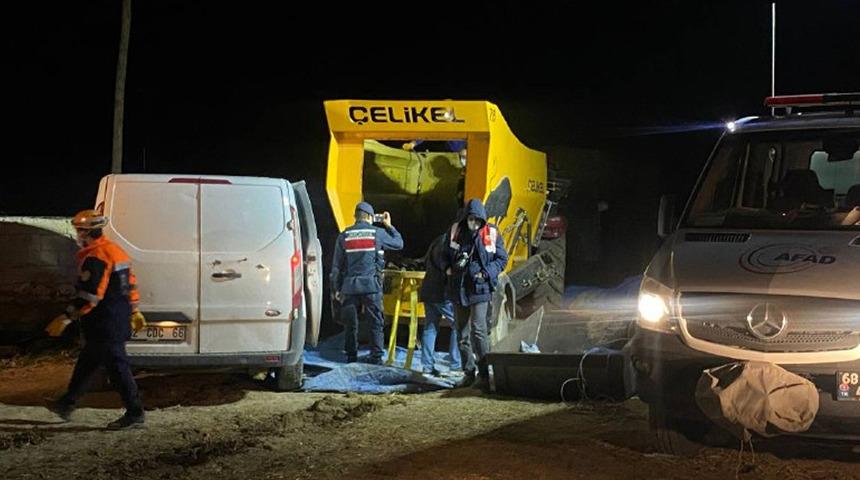 Cansız bedenini makineden AFAD ekipleri &ccedil;ıkardı! Afgan gencin feci &ouml;l&uuml;m&uuml;