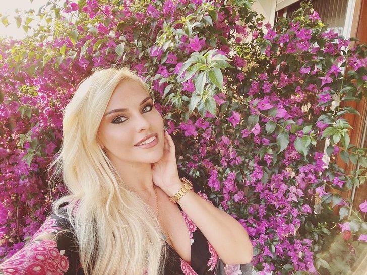 Ünlü oyuncu Tuvana Türkay'ın kız kardeşi Katre Türkay güzelliğiyle büyülüyor!  G5