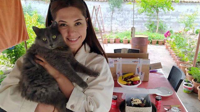 Kahreden olay! Kaçan kedisinin peşinden giden genç doktor feci şekilde can verdi