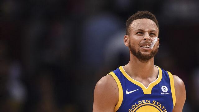Steph Curry, hakeme teknik faul verdi!