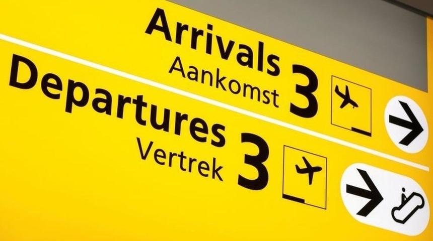 Covid: Hollanda'da karantina otelinden ka&ccedil;an &ccedil;ift u&ccedil;akta g&ouml;zaltına alındı