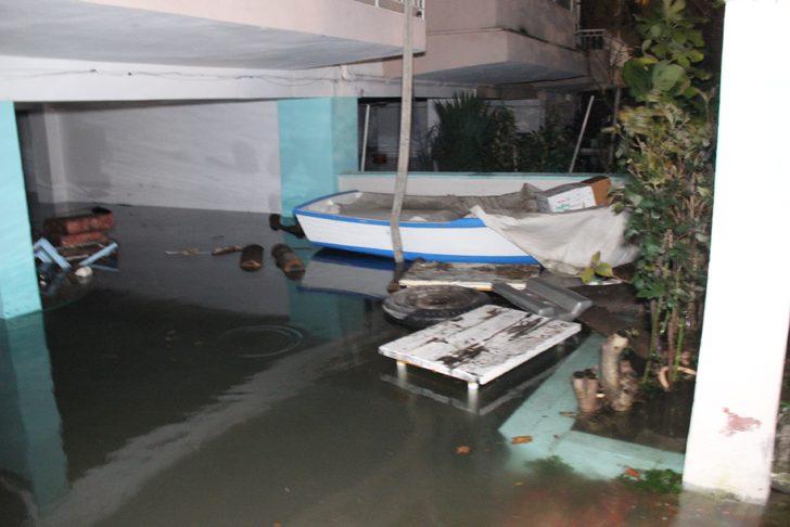 Çatı ile uçarak metrelerce uzaktaki caddeye savrularak öldü G3