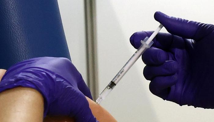 Dünyayı alarma geçiren Omicron varyantı sonrası Bilim Kurulu Üyesi Prof. Dr. Midilli'den aşı açıklaması