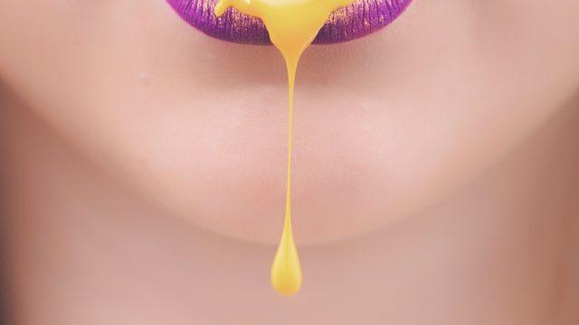 Yeni trendlerden dudak ombresi nasıl yapılır, hangi ürünler kullanılır?