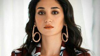 Kırmızı Oda'nın Sare'si Sitare Akbaş, güzelliğiyle sosyal medyayı salladı!