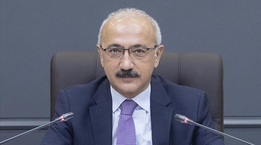 Çalışanlar dikkat: Bakan Elvan'dan çarpıcı ücret açıklaması