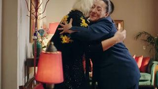 Kırmızı Oda'nın Keklik'i havaalanında mahsur kaldı! Binnur Kaya paylaştı