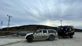 Sokak hayvanlarını beslemek için karavanıyla 15 il dolaştı! “Empati” yolculuğuyla mesaj verdi