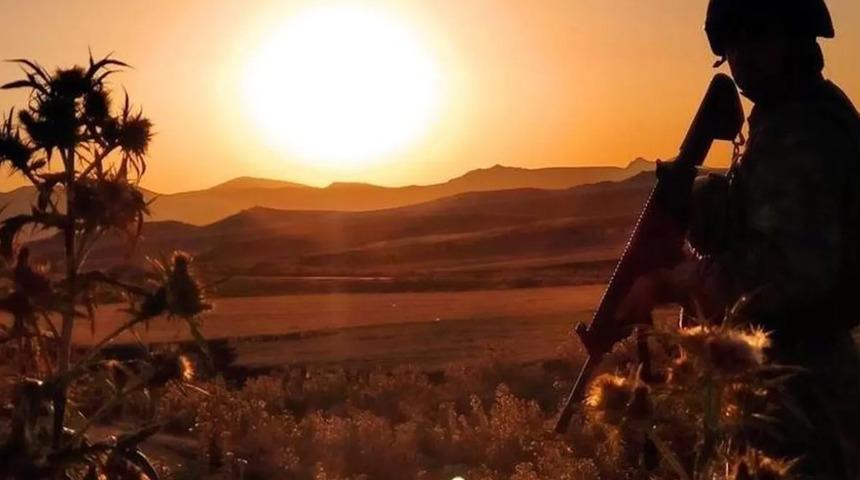 Kırmızı bültenle aranan DEAŞ'lı terörist sınırda yakalandı