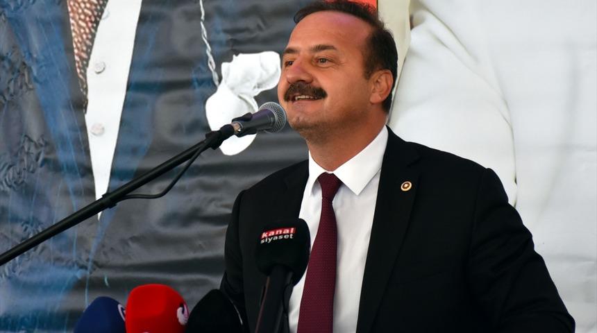 İYİ Partili Ağıralioğlu, Kırıkkale'de vatandaşlarla buluştu