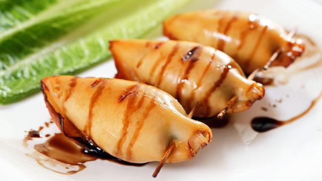 Kalamar dolması nasıl yapılır? Kalamar dolması malzemeleri neler?