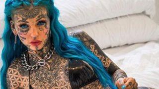 Dövme modeli Amber Luke, yeni mürekkebini gösterdi! Hayranları doğallık vurgusu yaptı