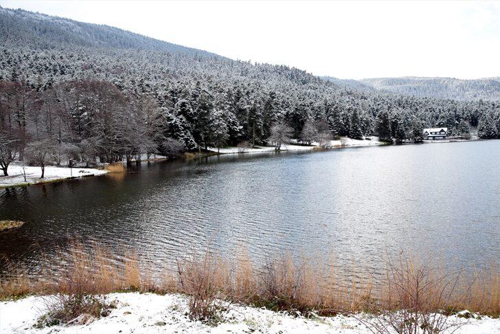 Bolu'da tabiat parkları ile kayak merkezi beyaz örtüyle kaplandı G1