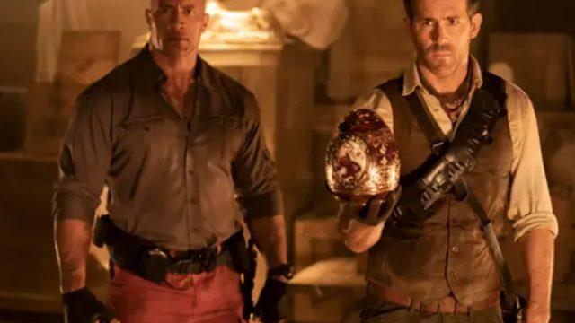 Dwayne Johnson, Red Notice’in Netflix tarihindeki en büyük film olduğunu söyledi