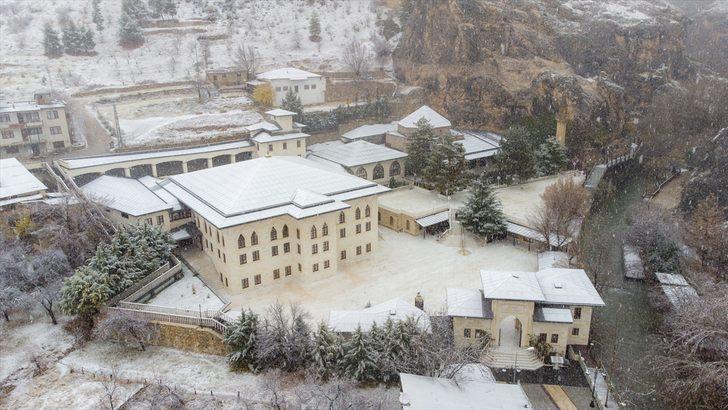 Malatya'ya mevsimin ilk karı yağdı G2