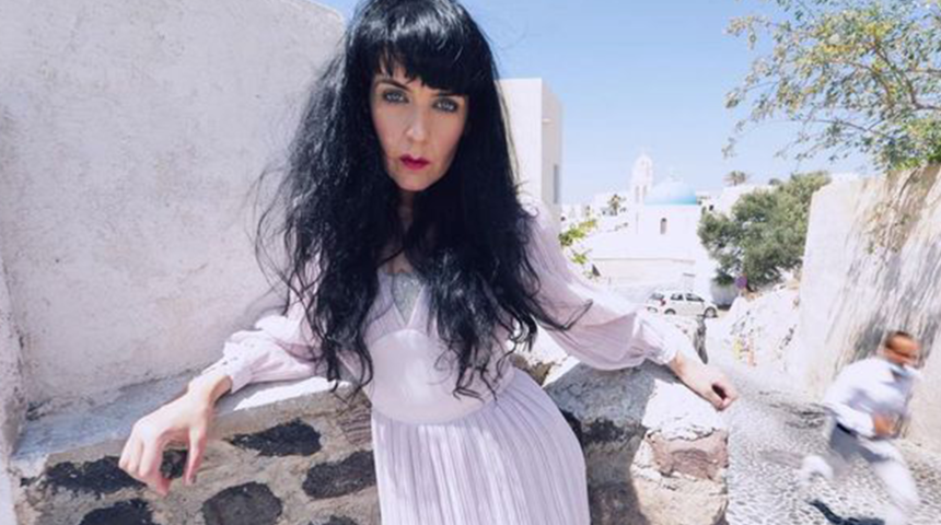 Hayaletle evlenmeye hazırlanıyor! İlgin&ccedil; ilişkisi herkesi şaşırtmayı başardı